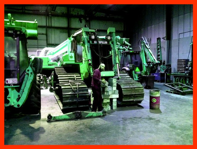 Professional Heavy Equipment Service and Maintenance